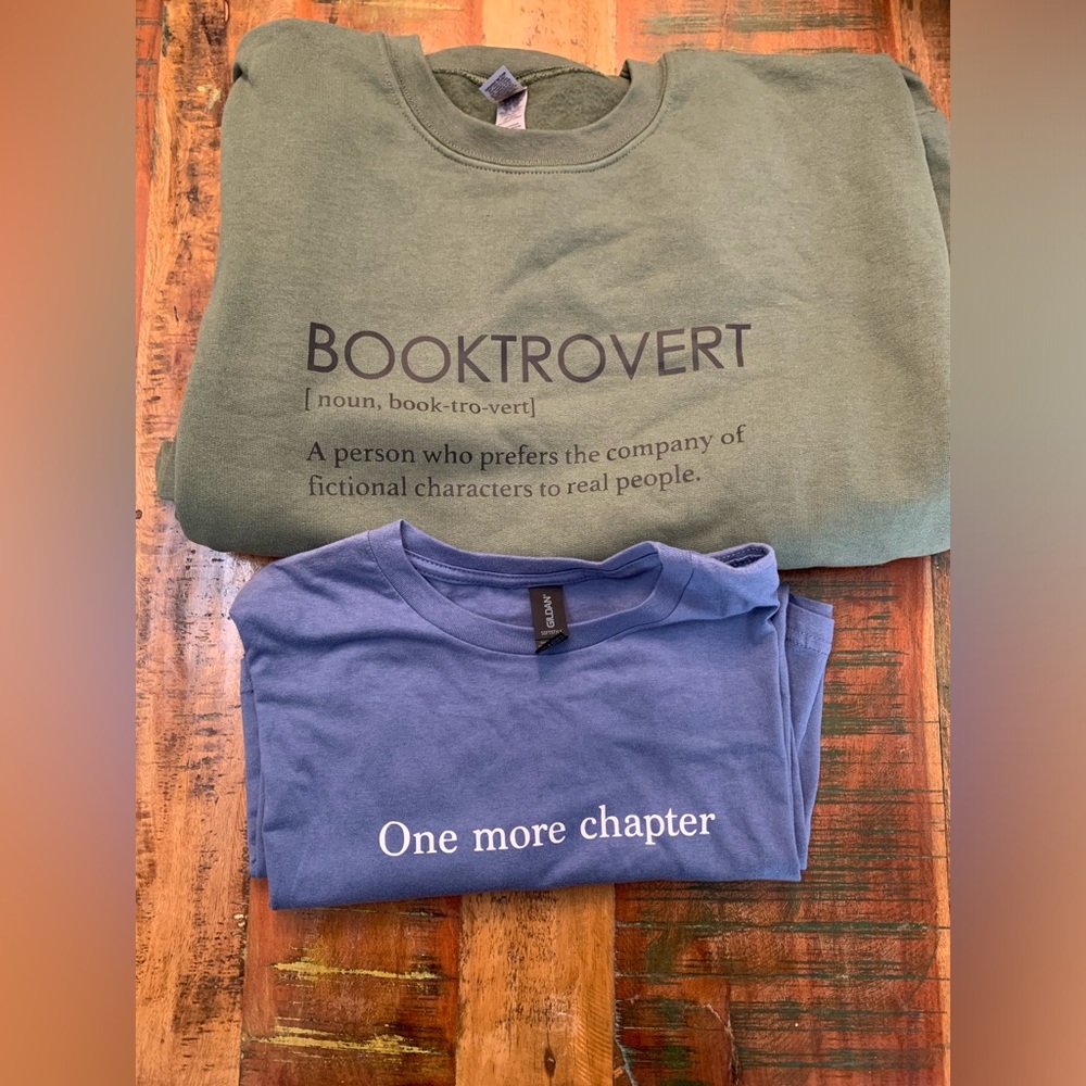 Reading Shirt Womens Book Sweater XL Large Top cozy bundle set back to school